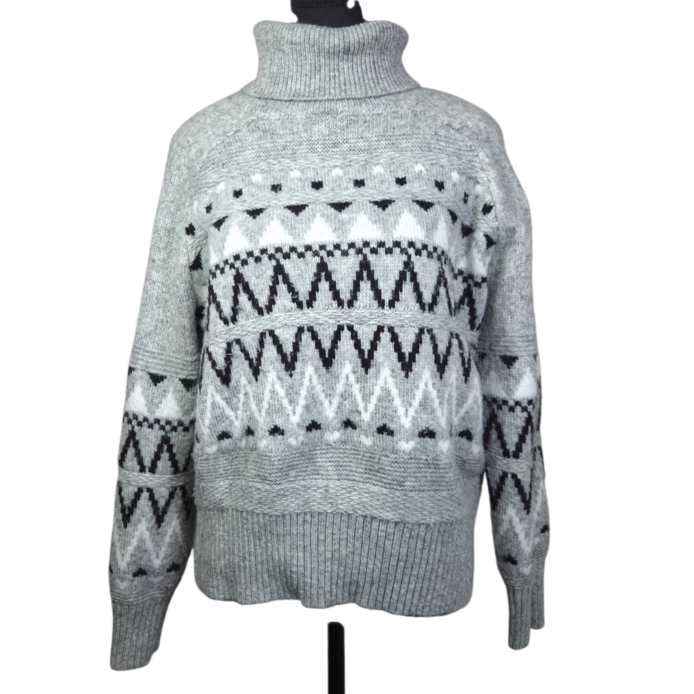 Design History Cozy Gray and Black Patterned Turtleneck Sweater Size L